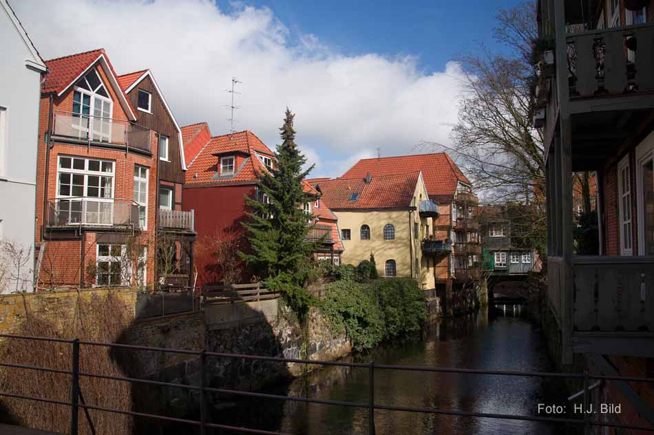 Die Hudebrücke in Stade