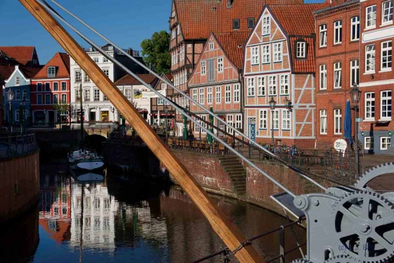 Alter Stader Hafen (Fischmarkt) im Sommer