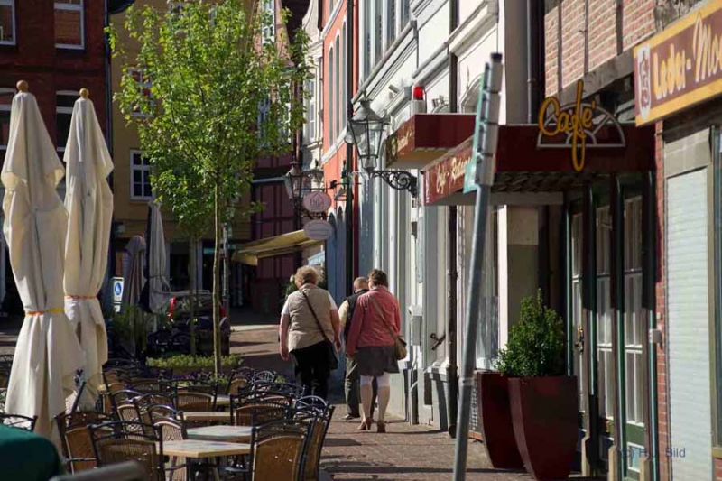 Alter Stader Hafen (Fischmarkt) im Sommer