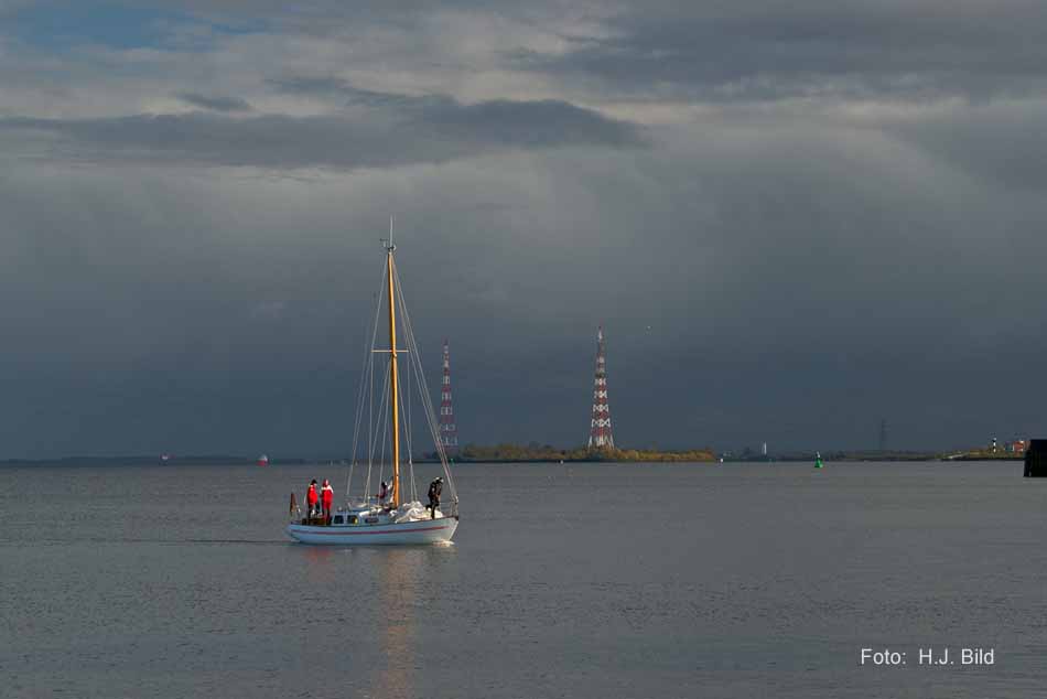 Schiffsverkehr auf der Nieder-Elbe