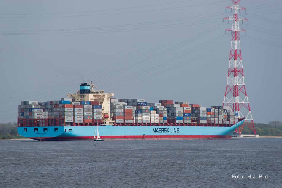 Schiffsverkehr auf der Nieder-Elbe