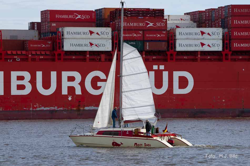 Schiffsverkehr auf der Nieder-Elbe