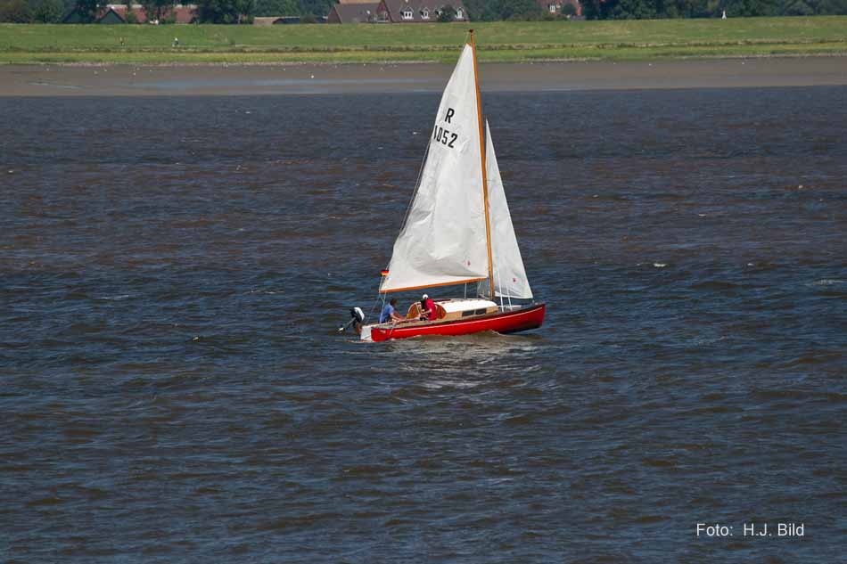 Schiffsverkehr auf der Nieder-Elbe
