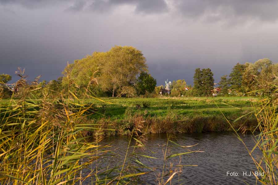 Fotografien von norddeutschen Windmühlen